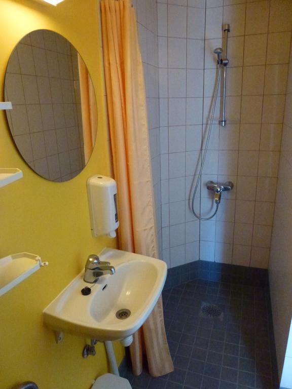 Vanalinna Boutique Hotel Kuressaare Zimmer foto